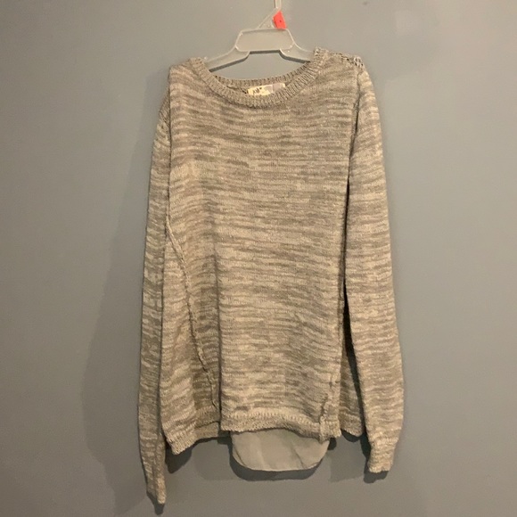 grey sweater - Picture 1 of 3